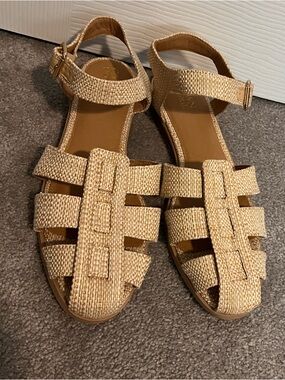 Crown Vintage Women’s Woven Ankle-Strap Sandals in Natural Beige